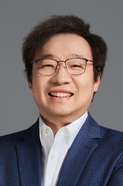 Ruigang Yang