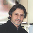 Gustavo A Santa Cruz