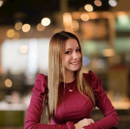 Elisa Cabana