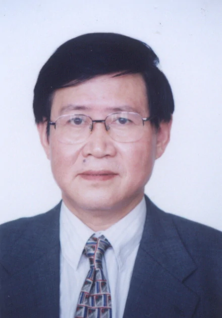 Xin Wang