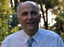 George Karakiulakis