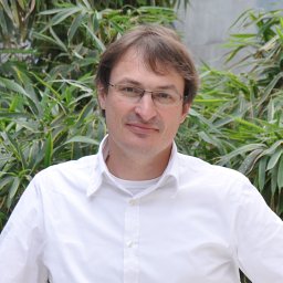 Holger Steeb