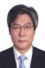 Yi Li