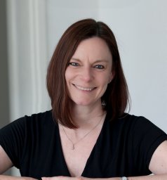 Leah Tomkins
