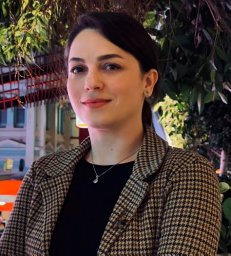 Sanaz Shoghi Kalkhoran