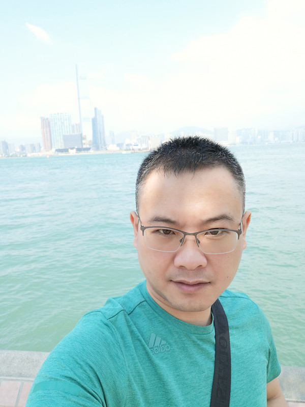 Hong Huang