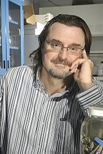 Nicholas Mandrak