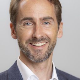 Marius K. Luedicke