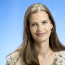 Eva M Muller-Oehring
