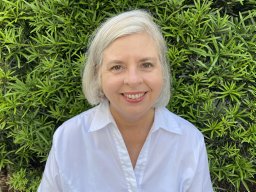 Anne Tall