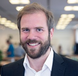 Woelber Johan P