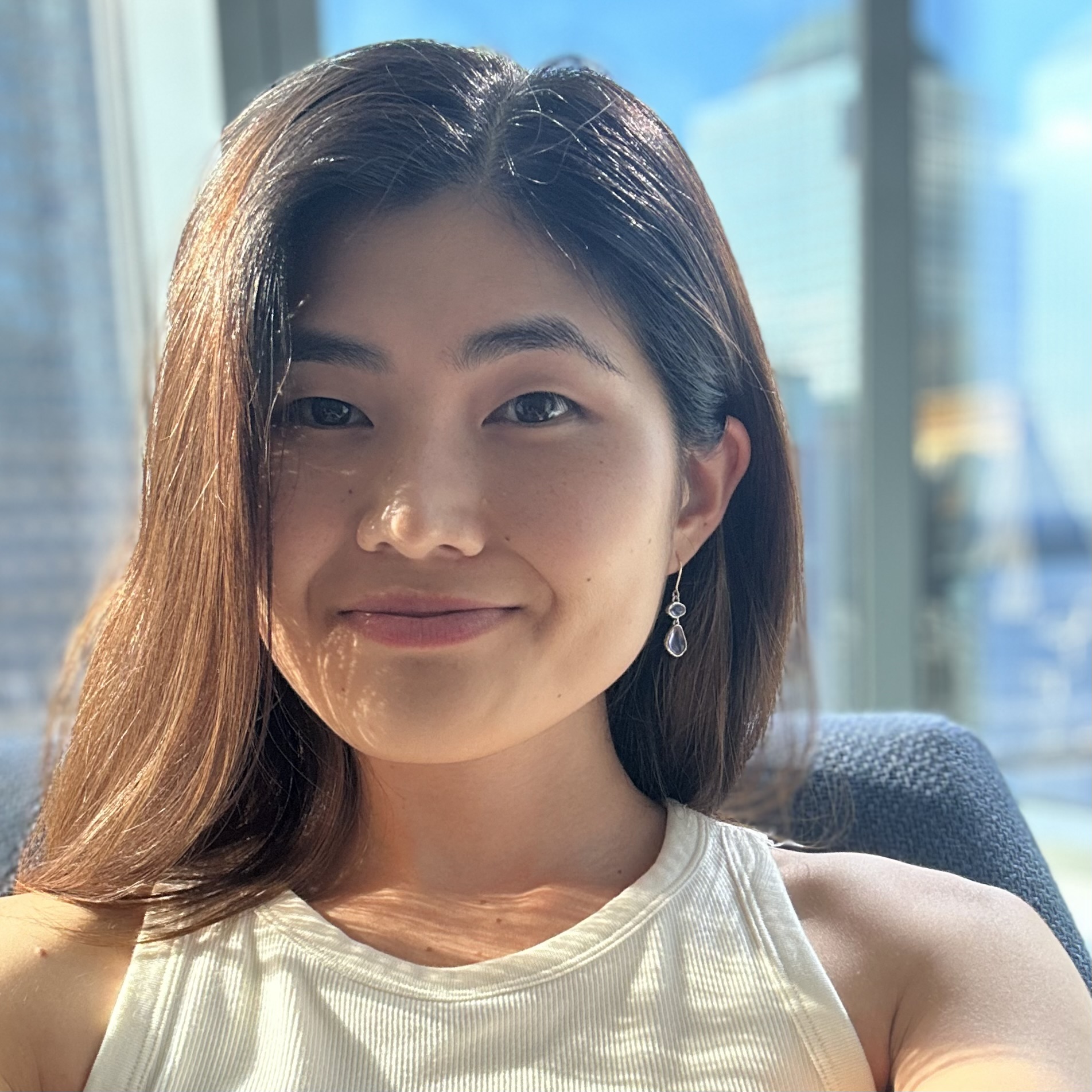 Anna Kawakami