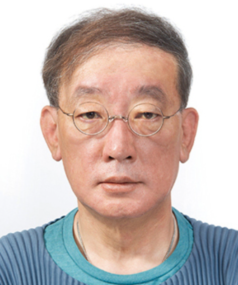 Dong Gun Lee