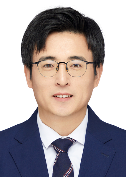 Xin Zhang
