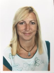 Sanz-Arazuri Eva