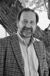 Emilio Gil