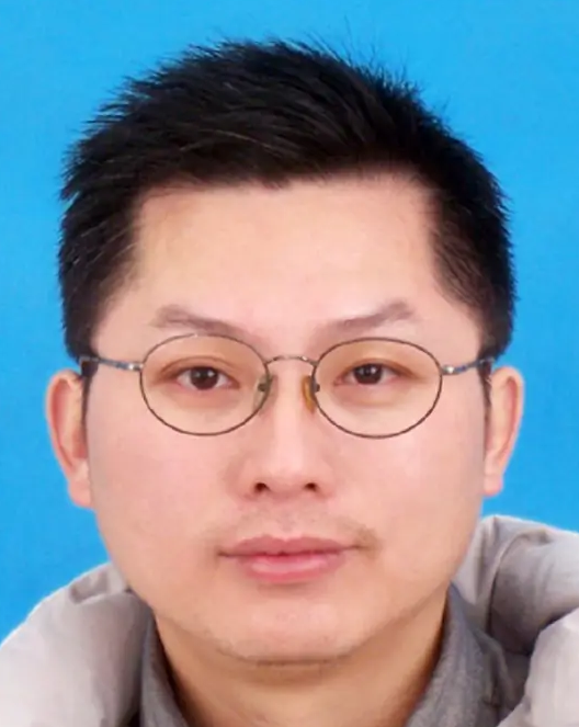 Chunqing He