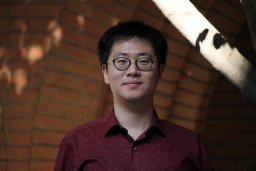 Mengzhao Yan