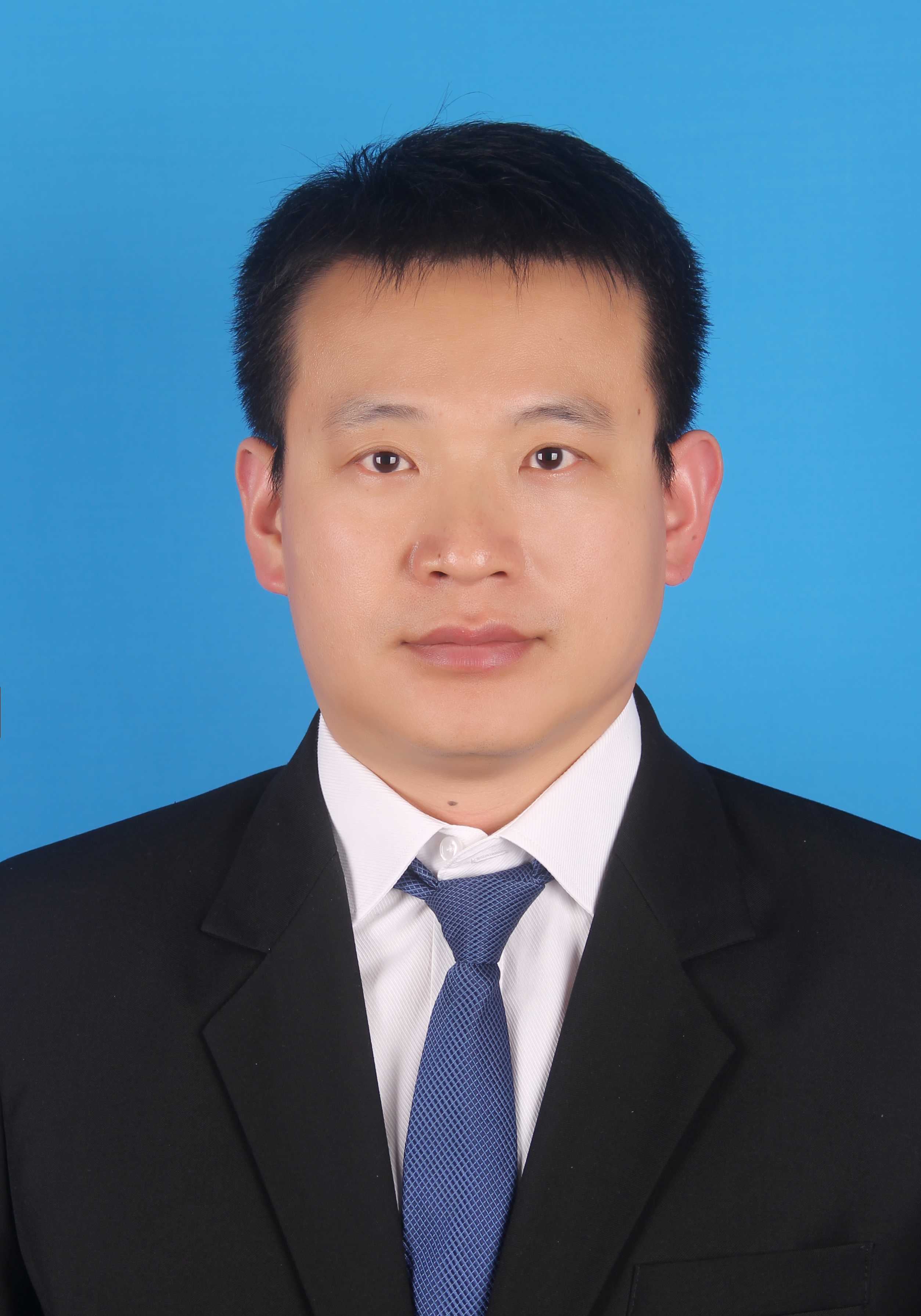 Peigang Liu