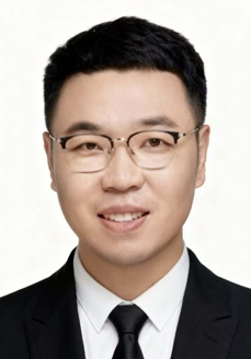 Luming Shi