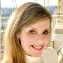 Elizabeth J Pavin