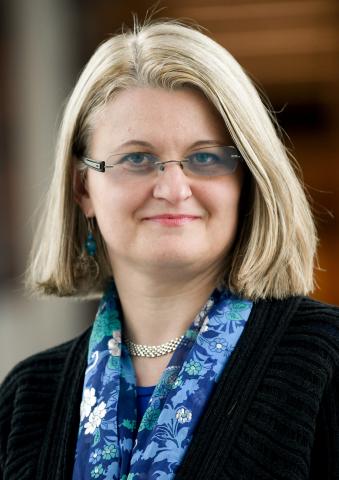 E. Silvana Andreescu