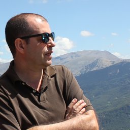 José F. Calvo