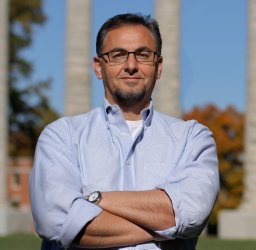 Nicholas Kalaitzandonakes