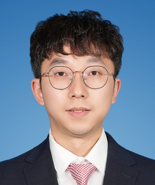 Daolun Liang