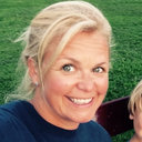 Chantal M Moues