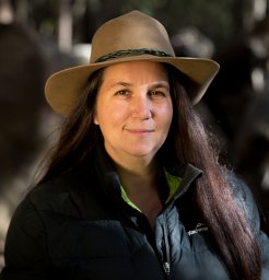 Melinda T McHenry
