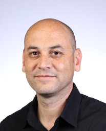 Daniel L Adams