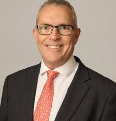 Simon Dexter