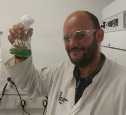 Carlos J Pestana