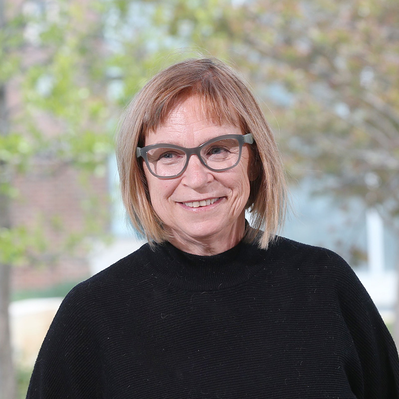 Jo Ann Banks