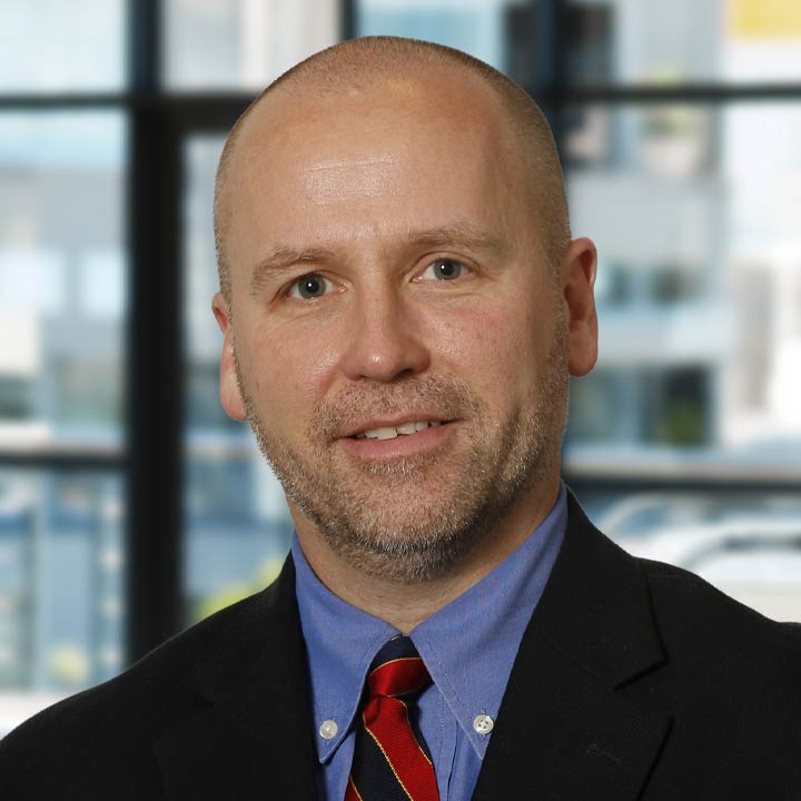 Stephen P Povoski