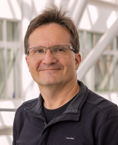 Csaba Csáki
