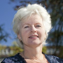 Annemieke Hoek