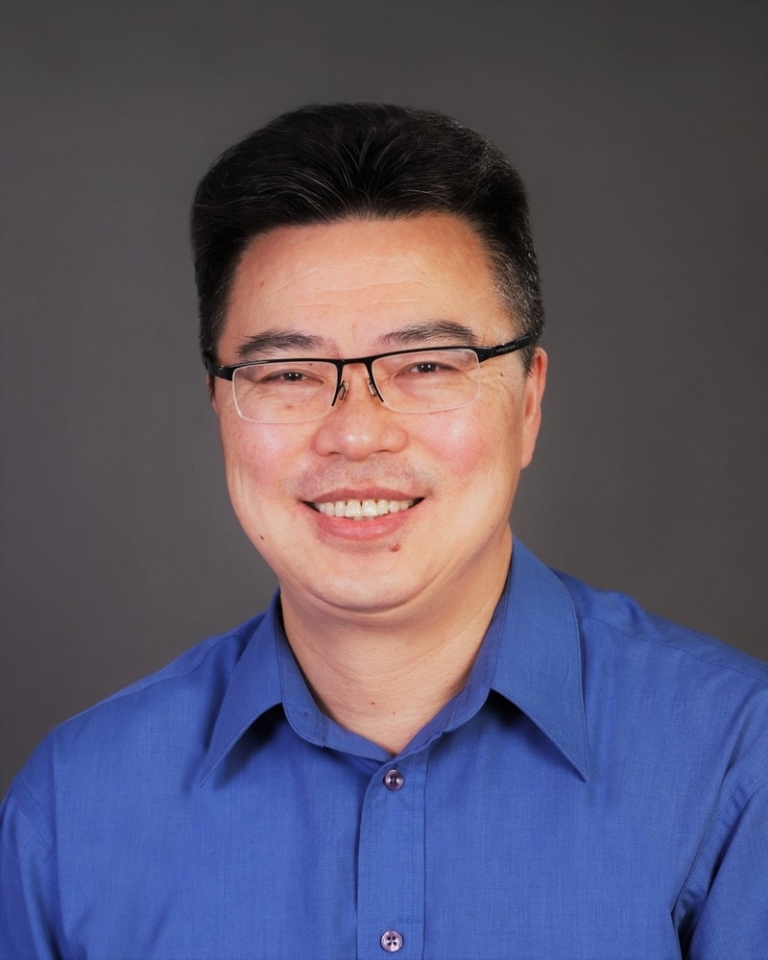 Ming Hou