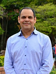 victor hugo charriaortiz
