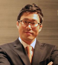 Dong-Joo Kim