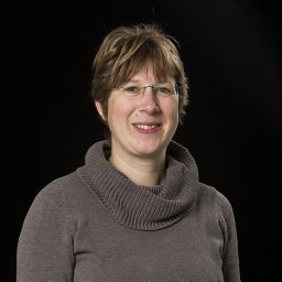 Andra Thiel