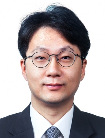 Jae Sung Lee