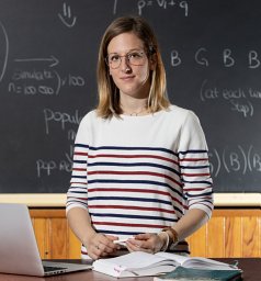 Laura Touzot