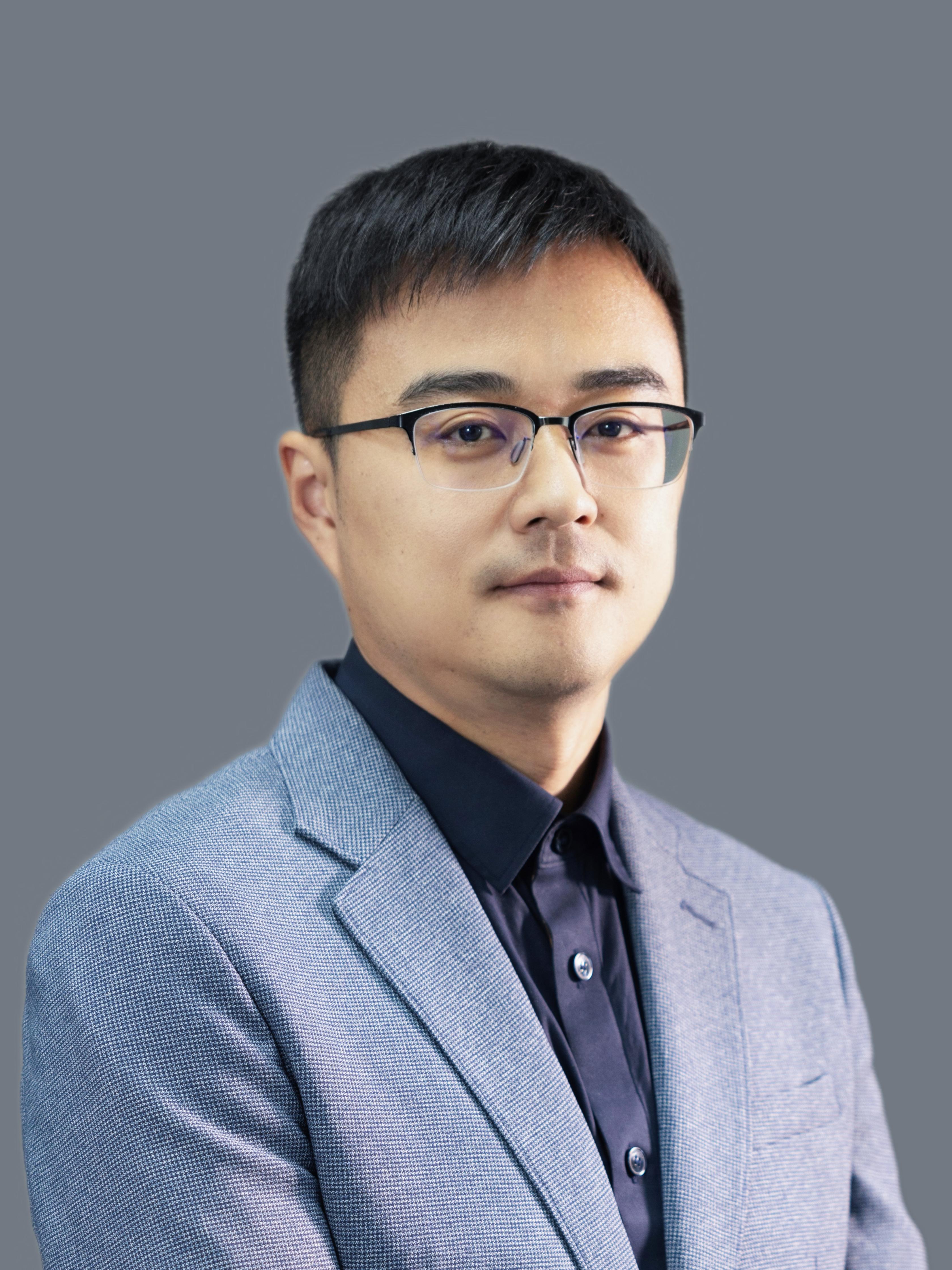 Xiaolong Zheng