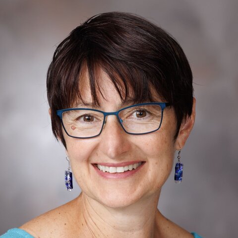 Eileen Hebets