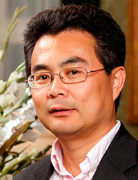 Jiebo Luo
