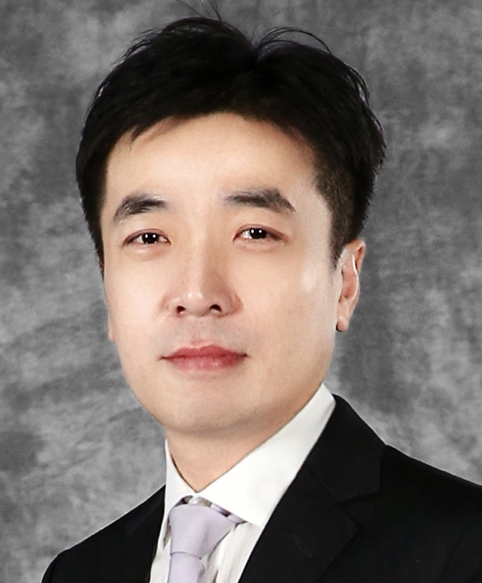 Tong Liu