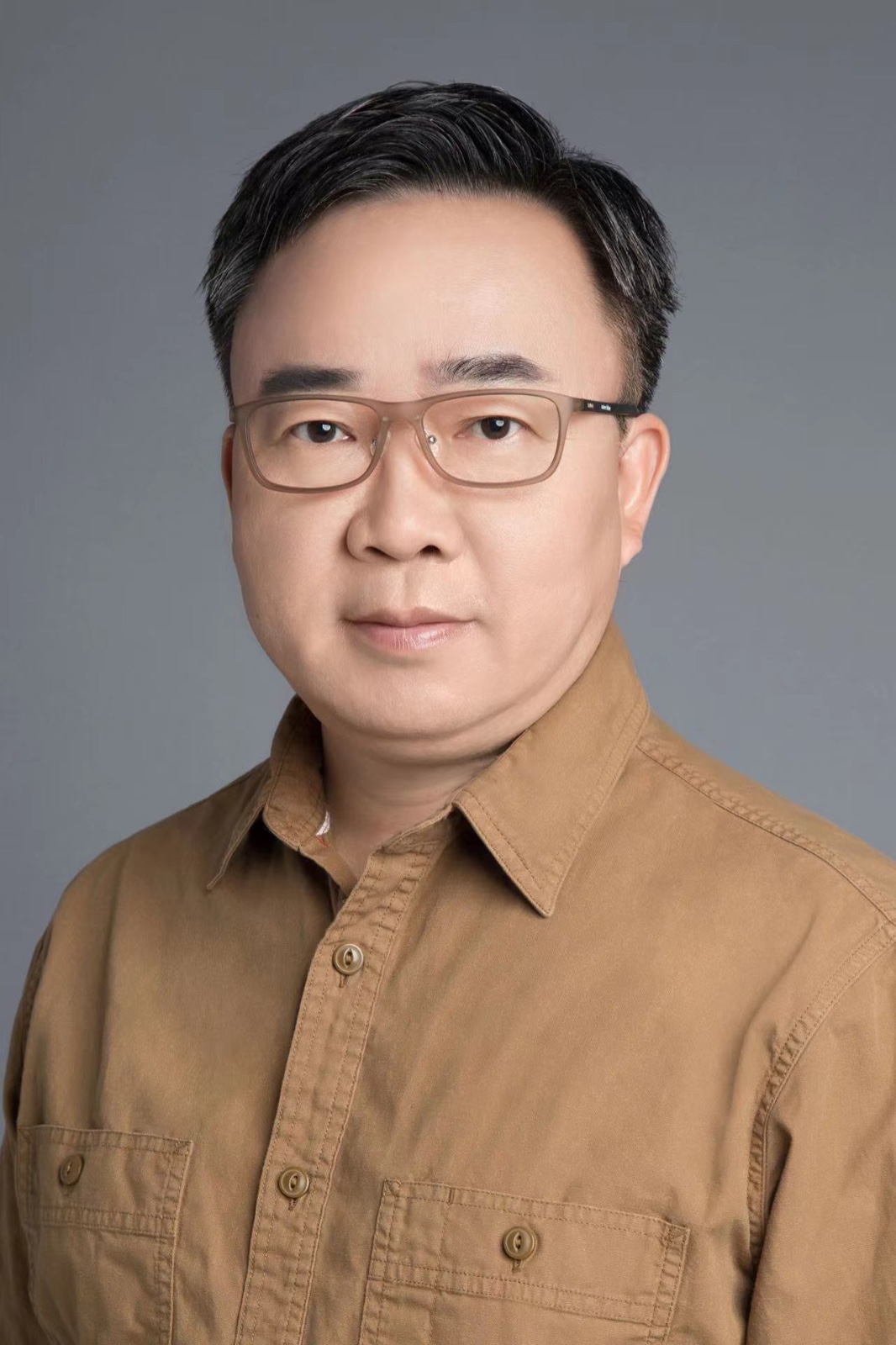 Xinwen Guo