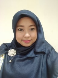 Dewi Dahlan